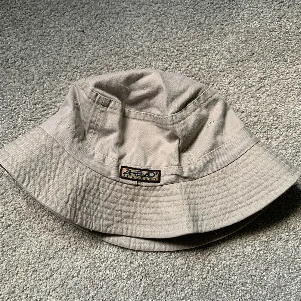 VTG Yellowstone USA Hiking Outdoor Bucket Hat Beige Green Red White Blue One SZ